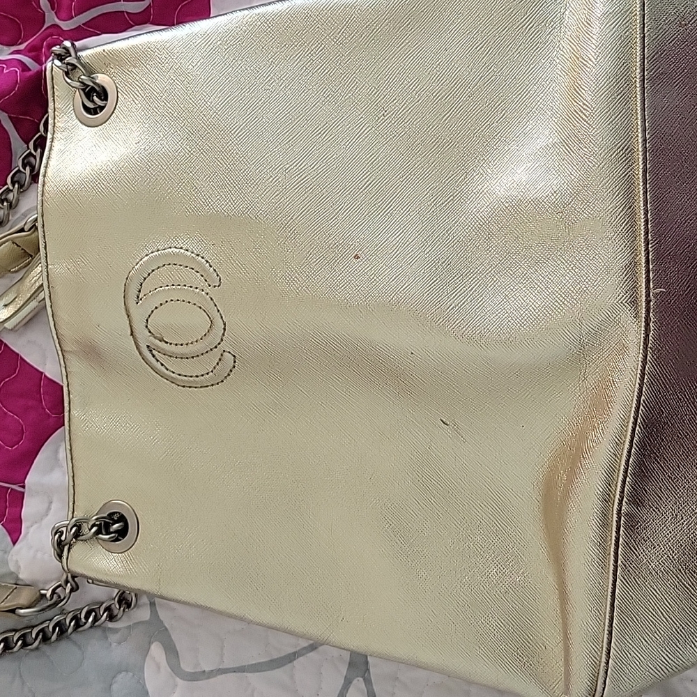 Golden tote bag